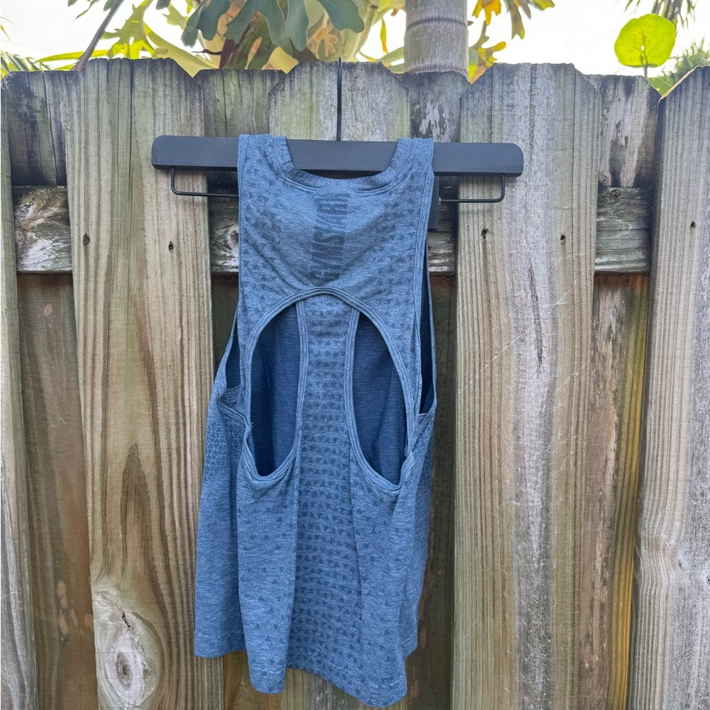 Gymshark Blue Racerback Tank Top - Picture 3 of 3